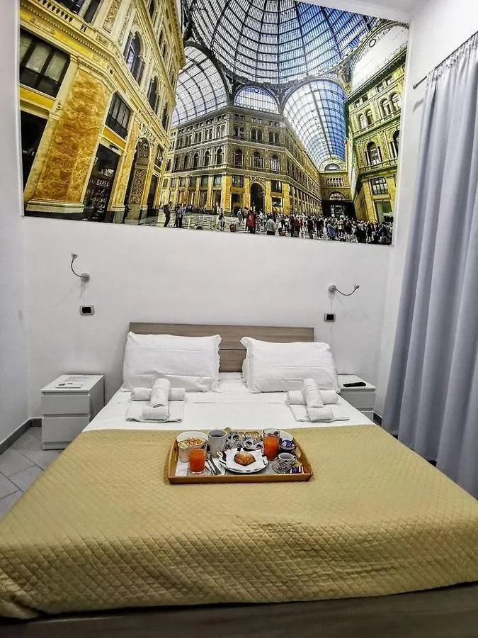 Duomo 152 Napoli Bed & Breakfast Italy